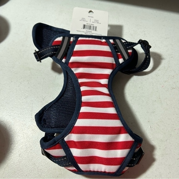New Tails & Noses Dog Harness Size S/M red white blue American Flag BNWT. - Picture 3 of 5